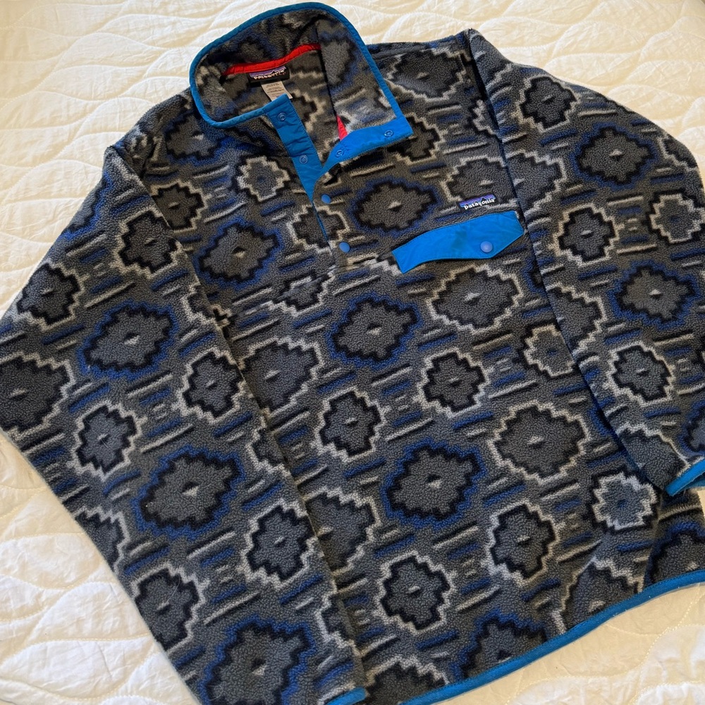 Patagonia Geometric Aztec Patterned Pullover - Picture 5 of 12